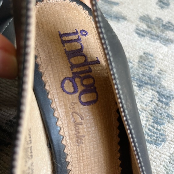 Indigo by Clarks chunky heel - Picture 3 of 5